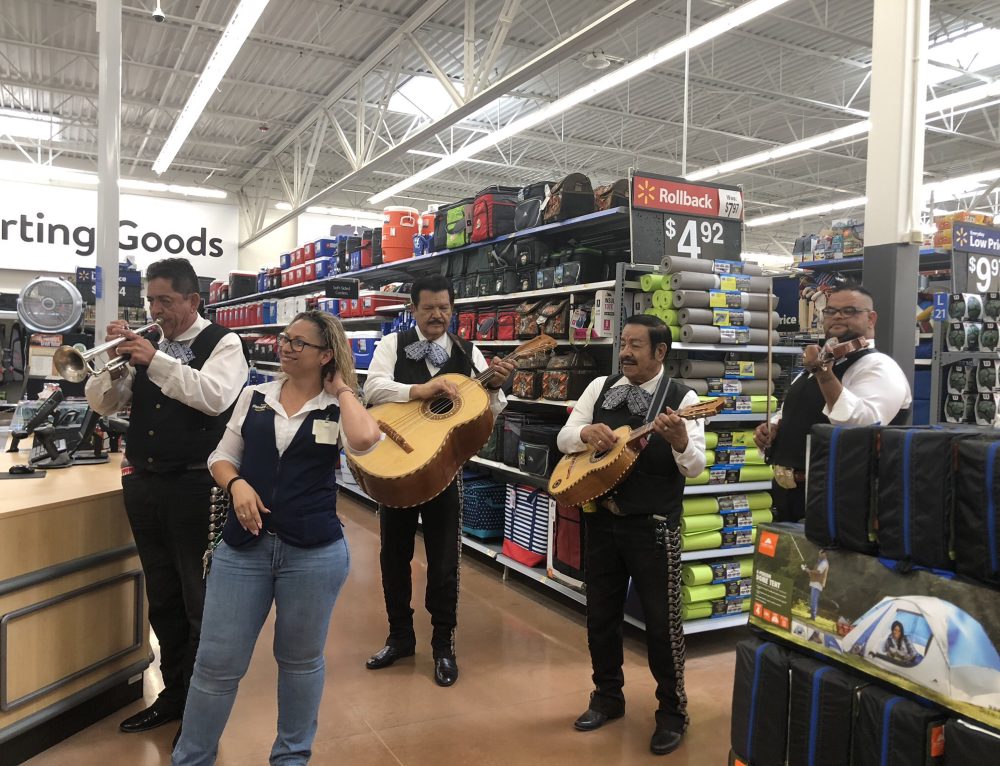 Surprise Serenade: Why a Mariachi Music Band is the Perfect Gift